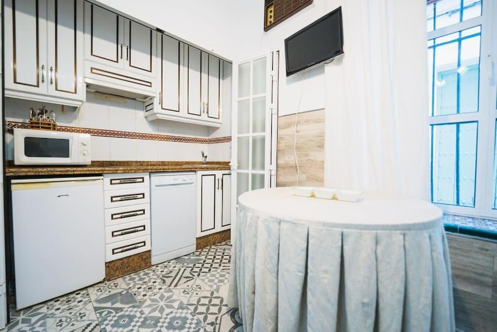 סביליה Apartamento En El Barrio De San Lorenzo, Junto A La Basilica Del Gran Poder מראה חיצוני תמונה